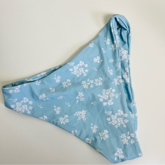 Blue Ditsy Floral Strappy Tie Back Ruched High Leg Bikini Swim Set - Picture 5 of 6